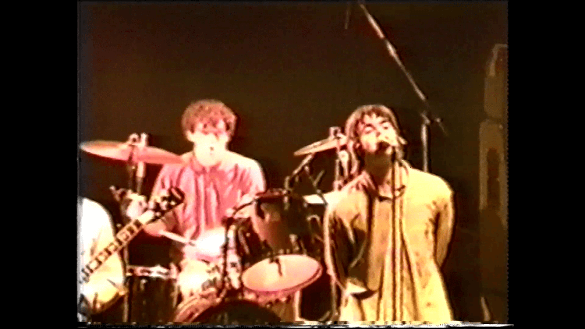 Oasis at Phoenix Theatre; Toronto, Canada - March 14th, 1995