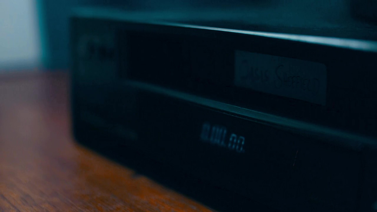 Oasis at Sheffield Arena; Sheffield, England - April 22, 1995