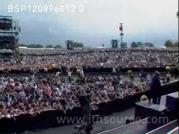 Oasis at Channel 4 New Special Report: Oasis at Knebworth - August 12, 1996