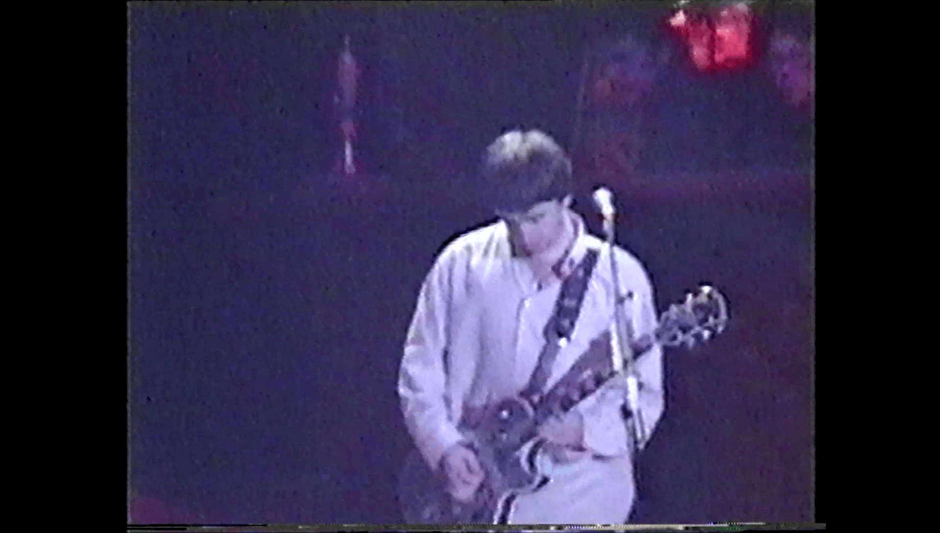 Oasis at The Point; Dublin, Ireland - December 4, 1997