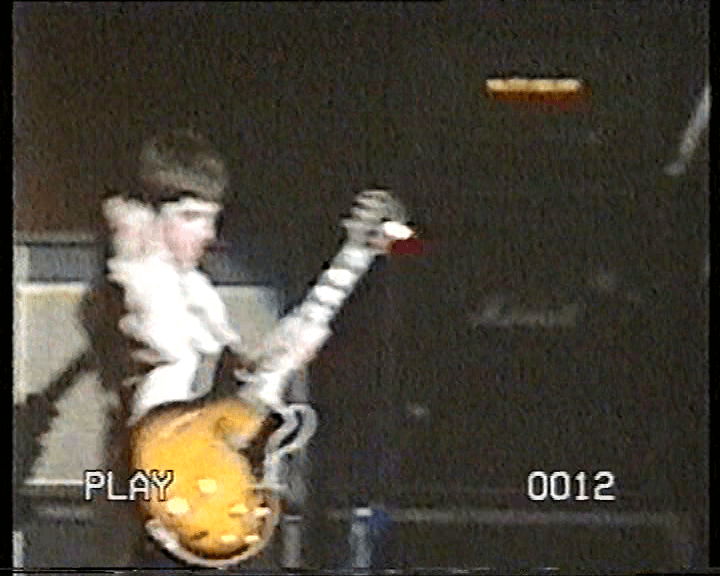 Oasis at The Point; Dublin, Ireland - December 4, 1997