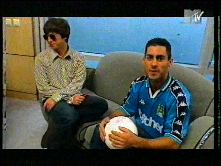 Oasis at Hotel; Hong Kong - February 22, 1998