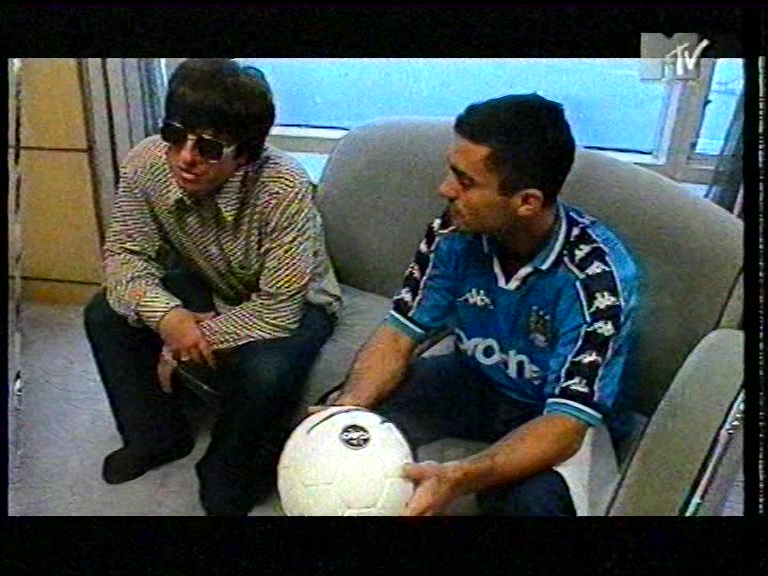 Oasis at Hotel; Hong Kong - February 22, 1998