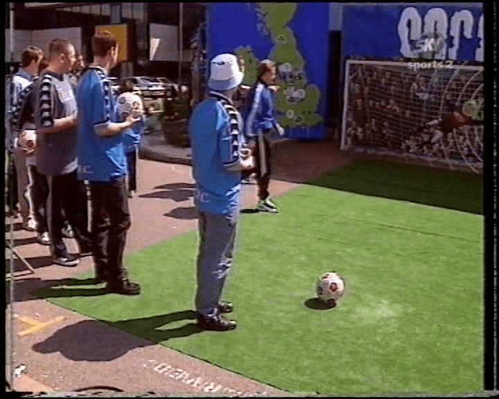 Oasis at  - May 9, 1998