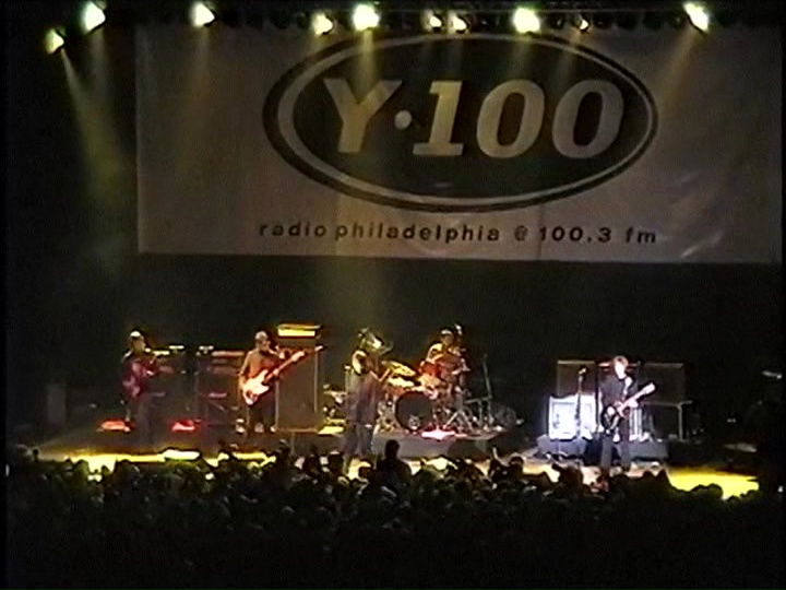 Oasis at First Union Center, Philadelphia, PA, USA - December 3, 1999