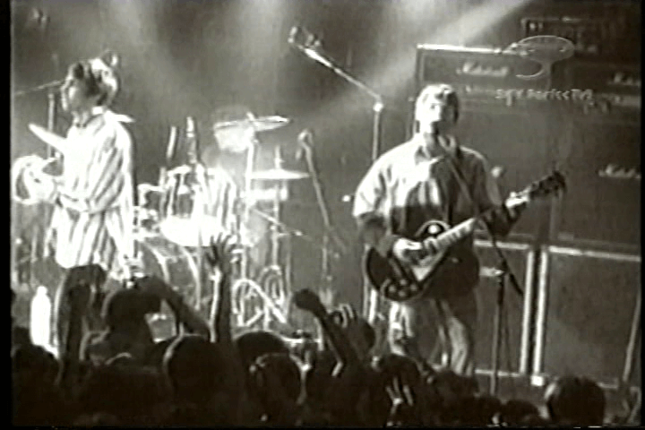 Oasis in Japan 2000