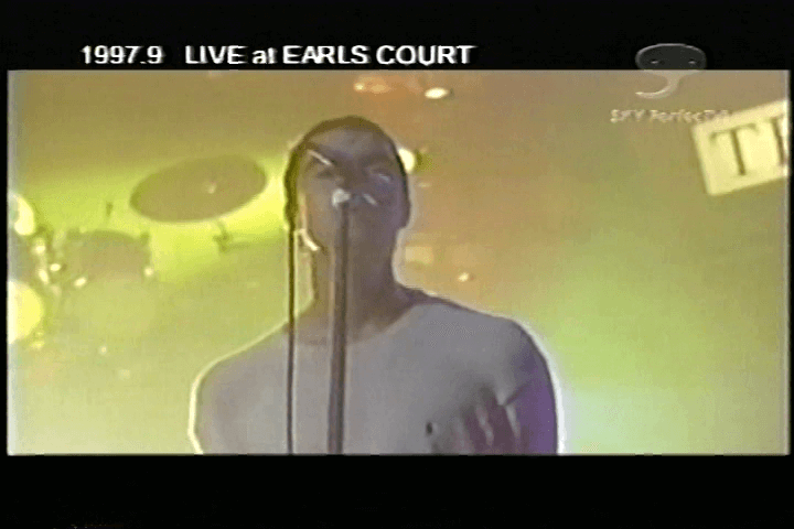 Oasis in Japan 2000