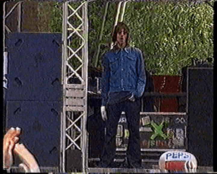 Oasis at Ruisrock Festival; Turku, Finland - July 2, 2000