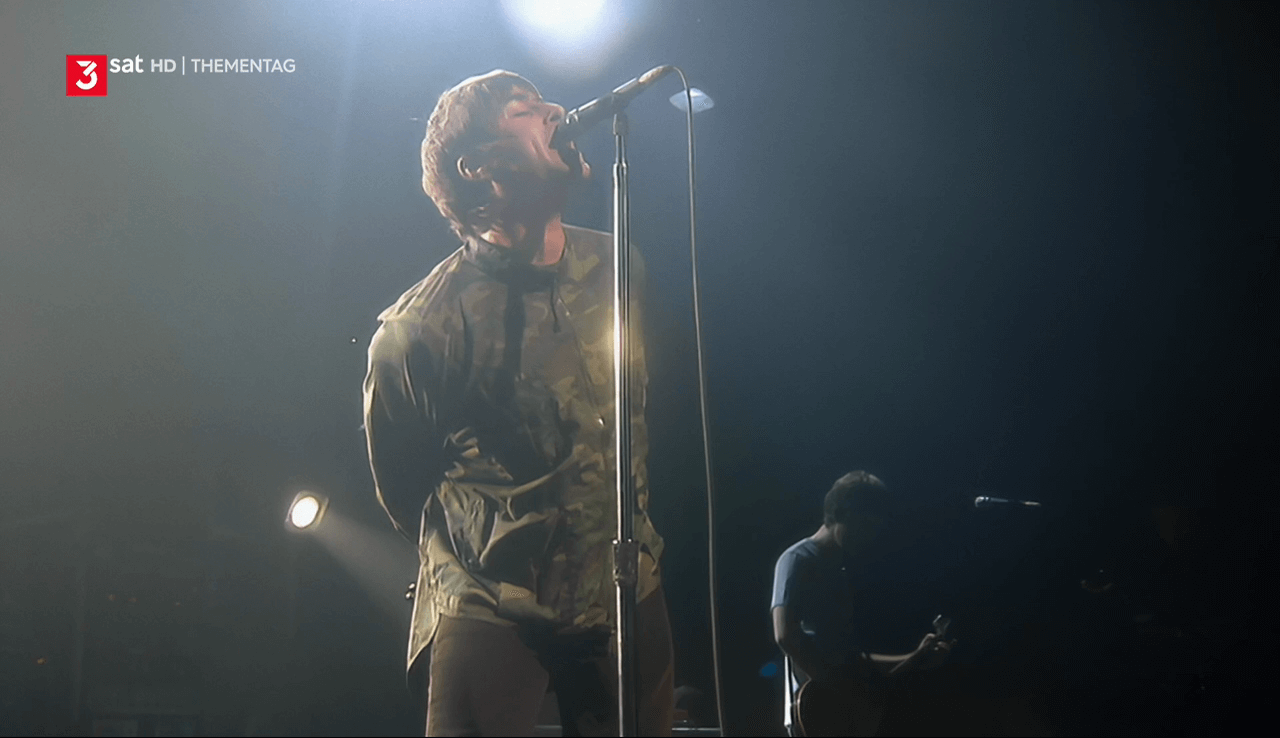 Oasis at Barrowlands; Glasgow, Scotland - October 13, 2001