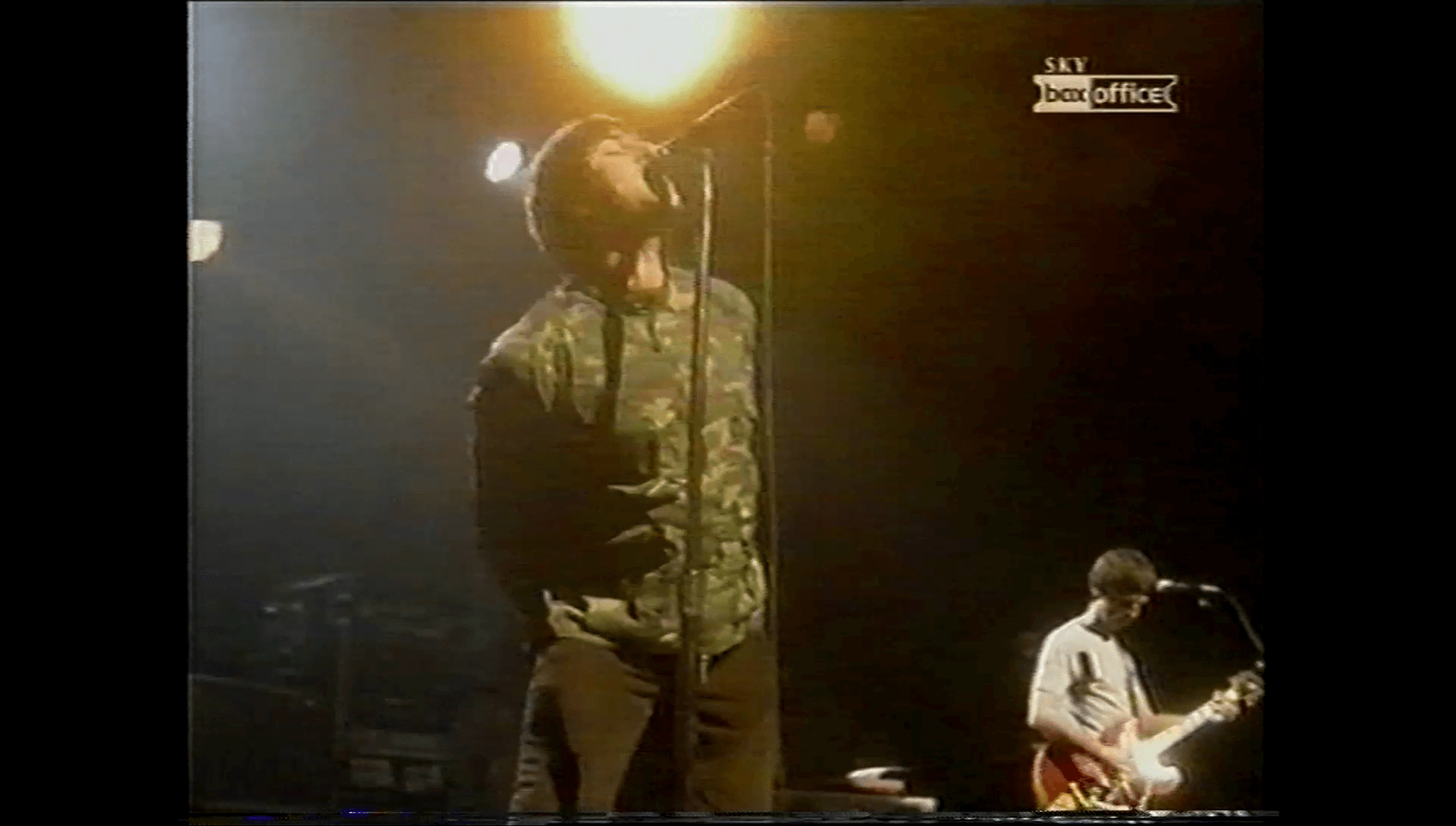 Oasis at Barrowlands; Glasgow, Scotland - October 13, 2001