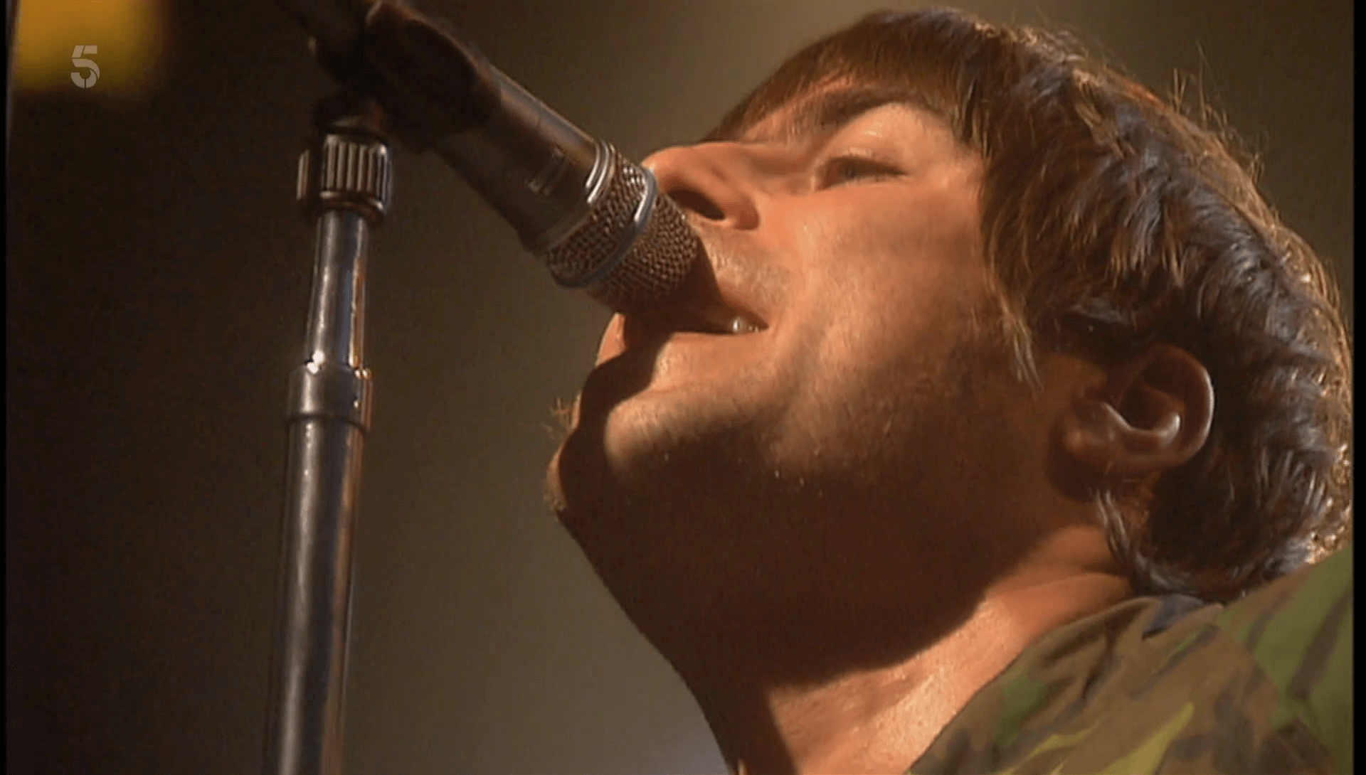 Oasis at Barrowlands; Glasgow, Scotland - October 13, 2001