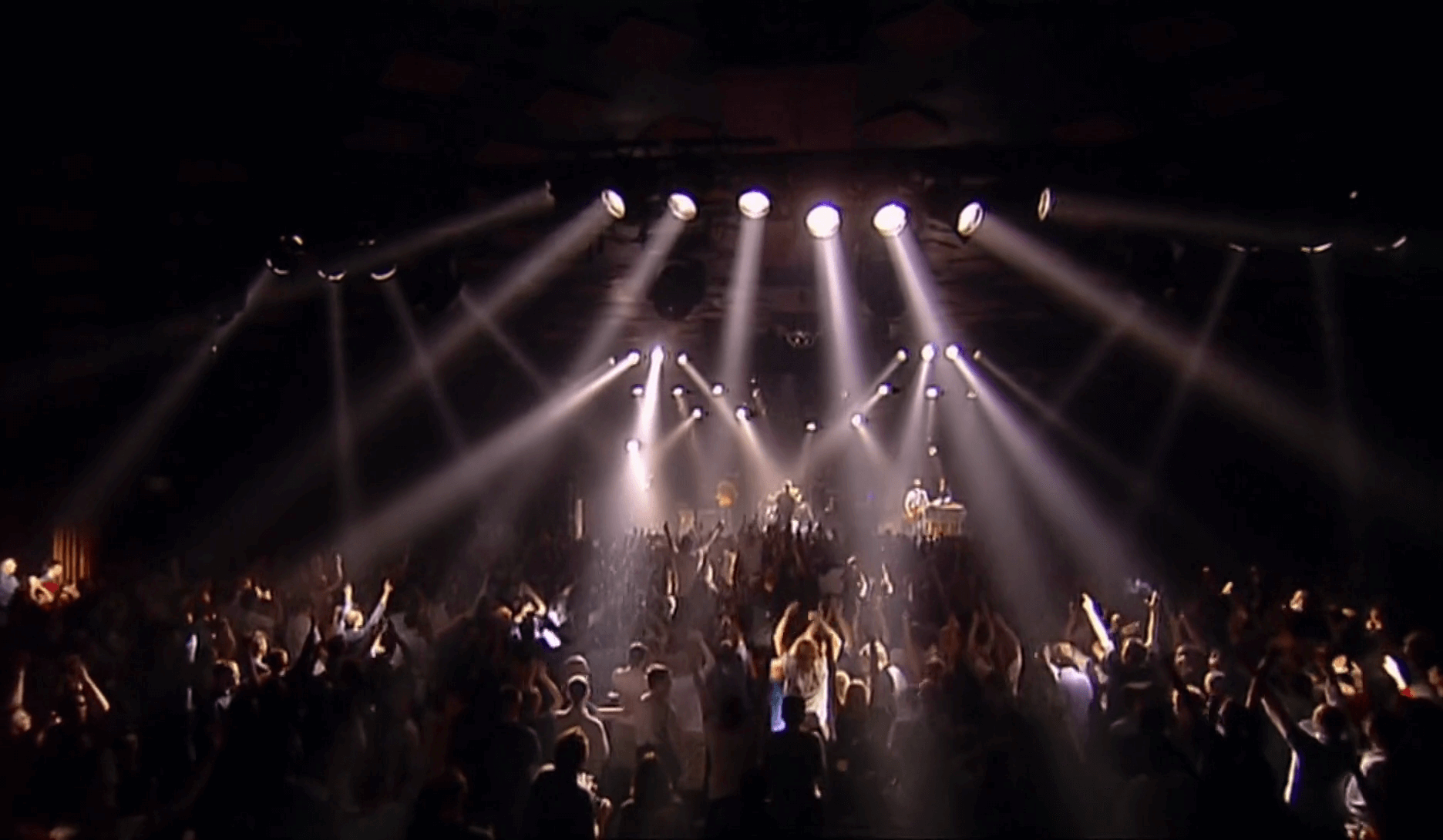 Oasis at Barrowlands; Glasgow, Scotland - October 13, 2001