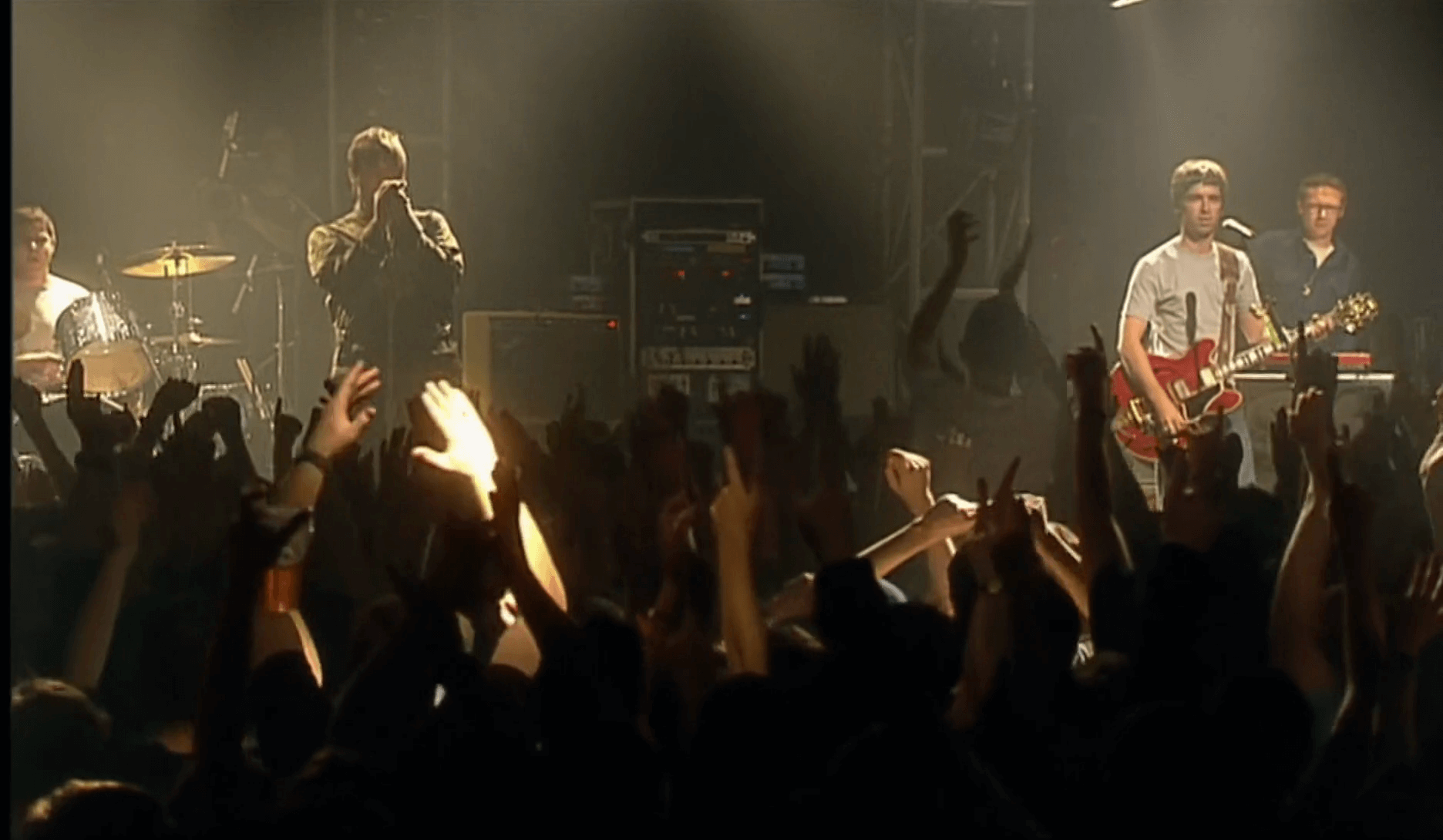 Oasis at Barrowlands; Glasgow, Scotland - October 13, 2001