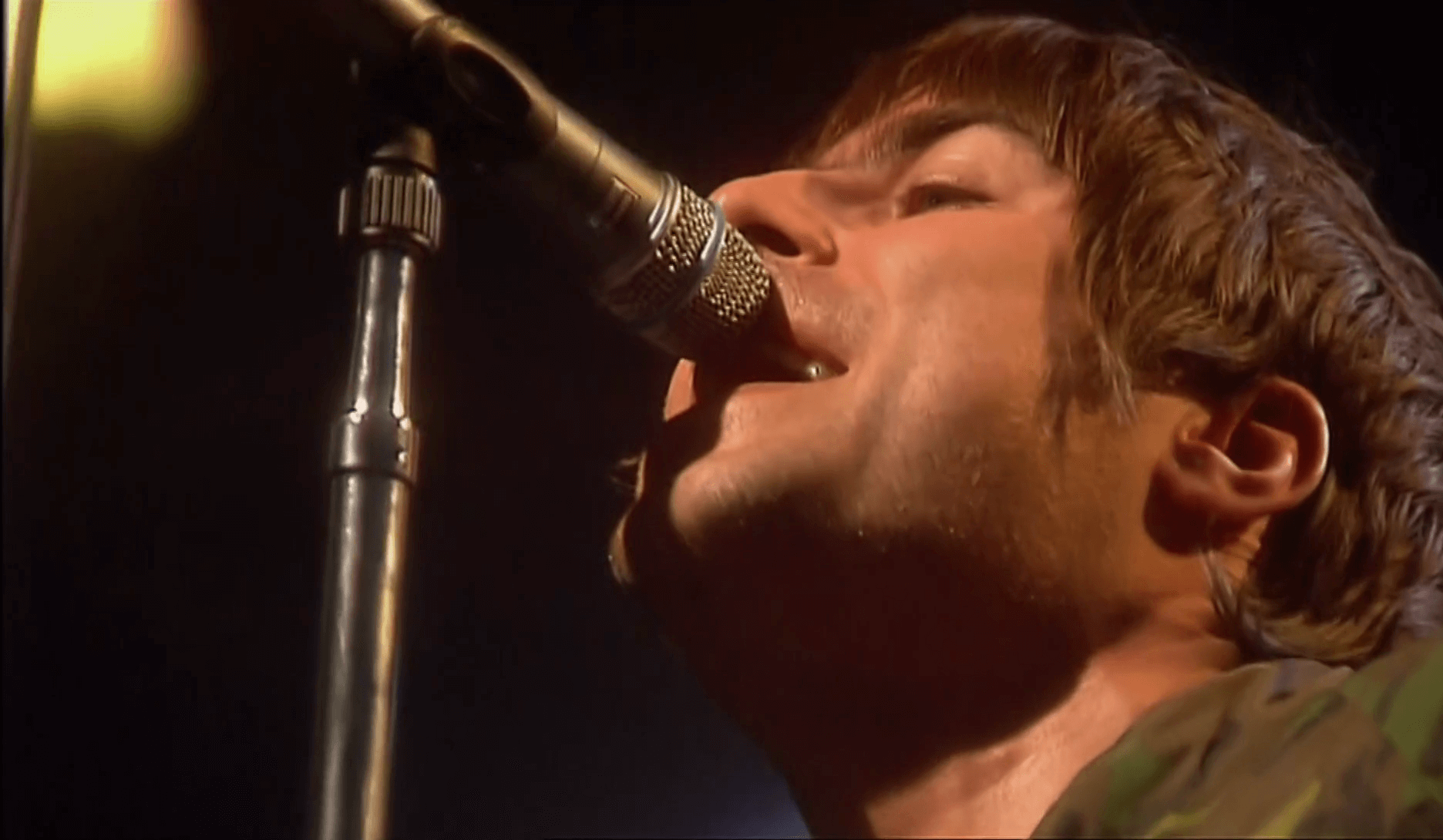 Oasis at Barrowlands; Glasgow, Scotland - October 13, 2001