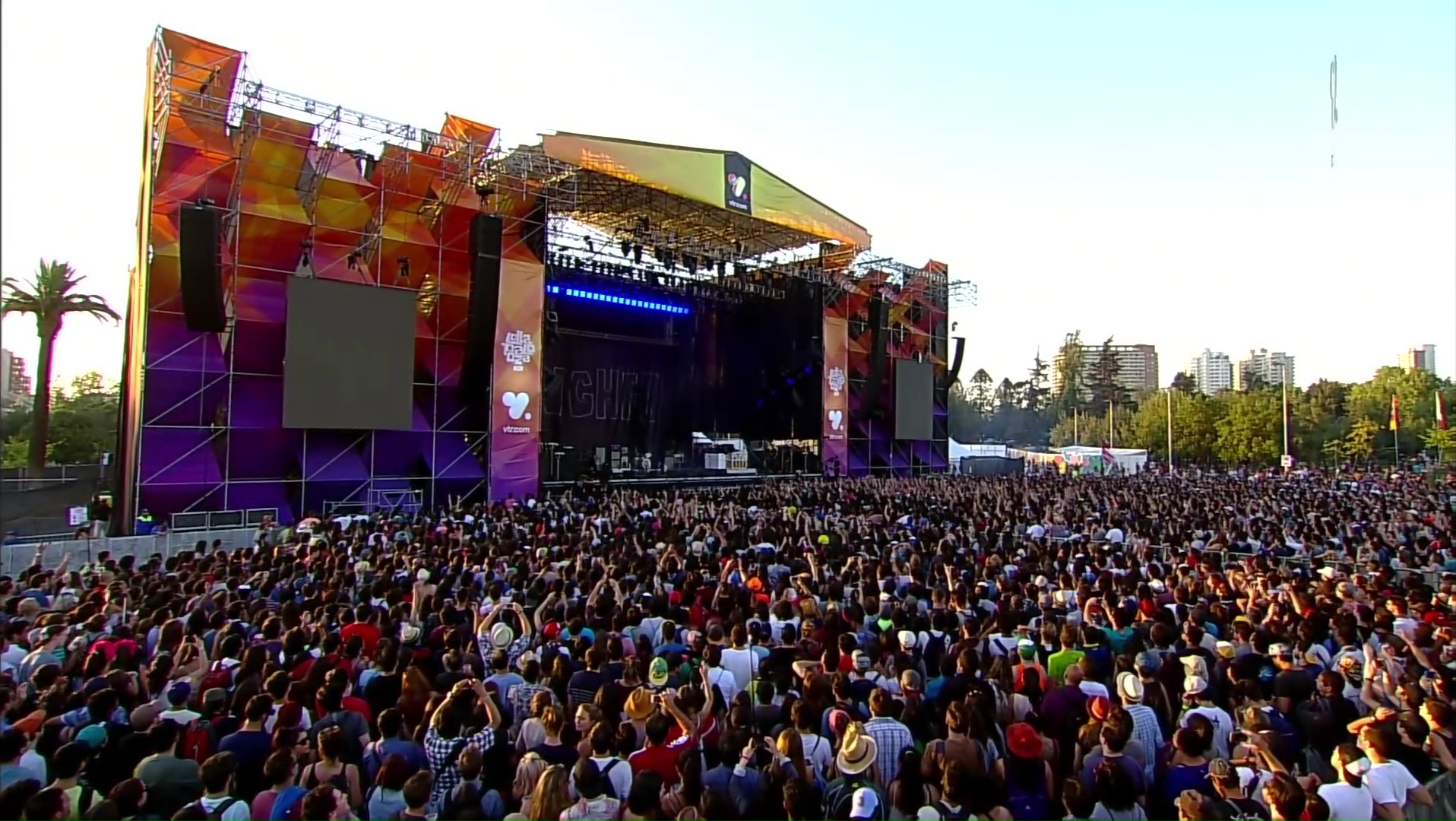 Noel Gallagher at Lollapalooza; Santiago, Chile - March 20, 2016