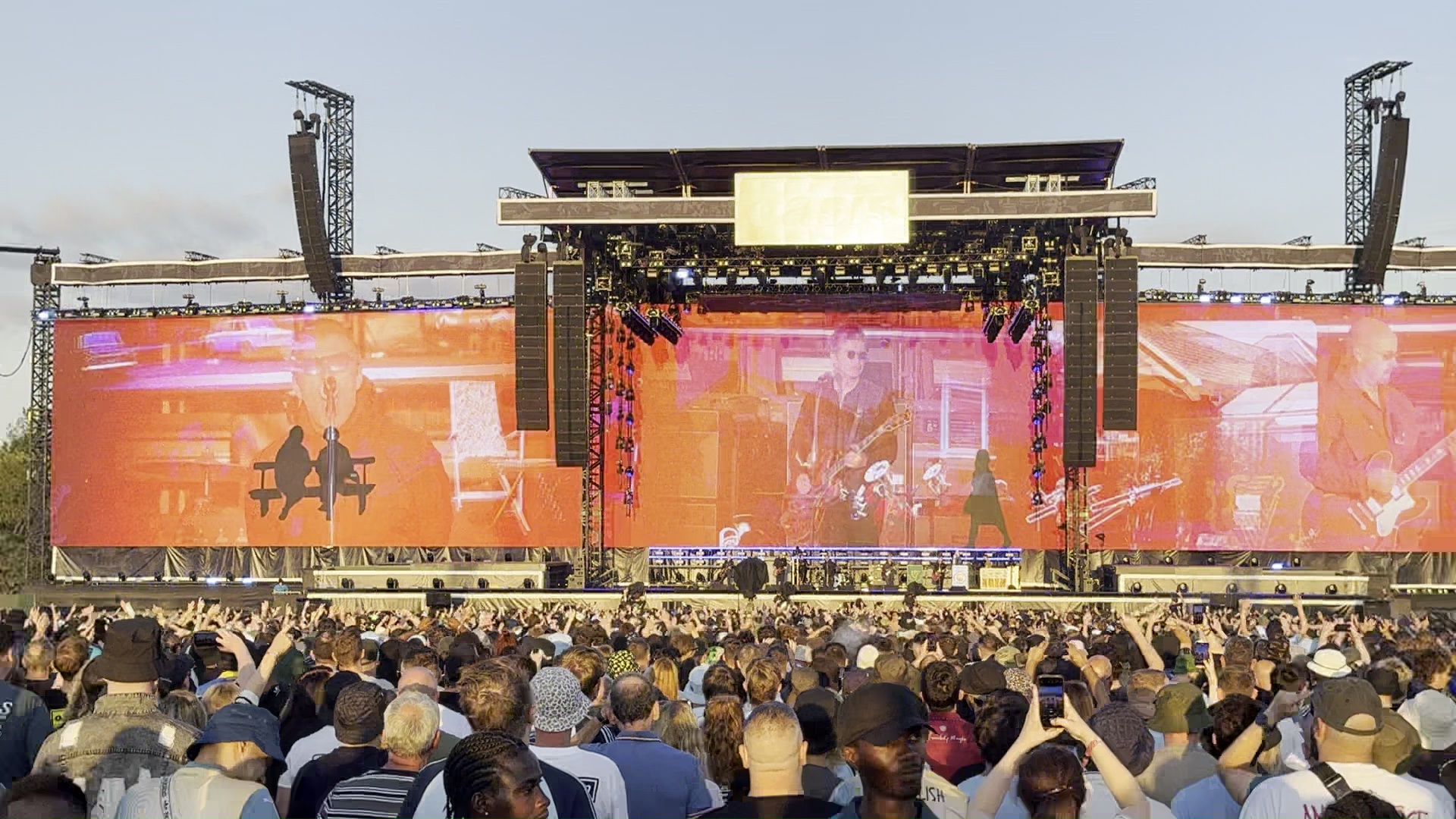Oasis at Heaton Park, Manchester - July 16, 2025